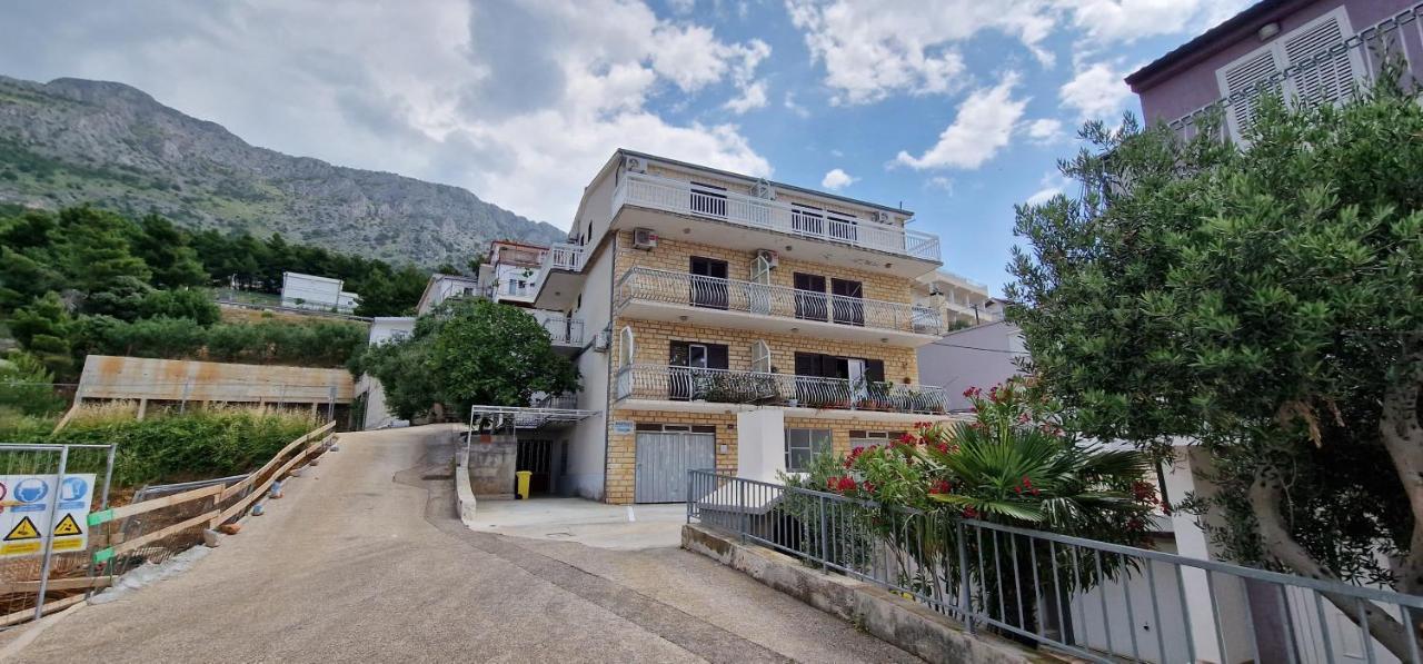 Apartments Duvnjak Omiš Esterno foto