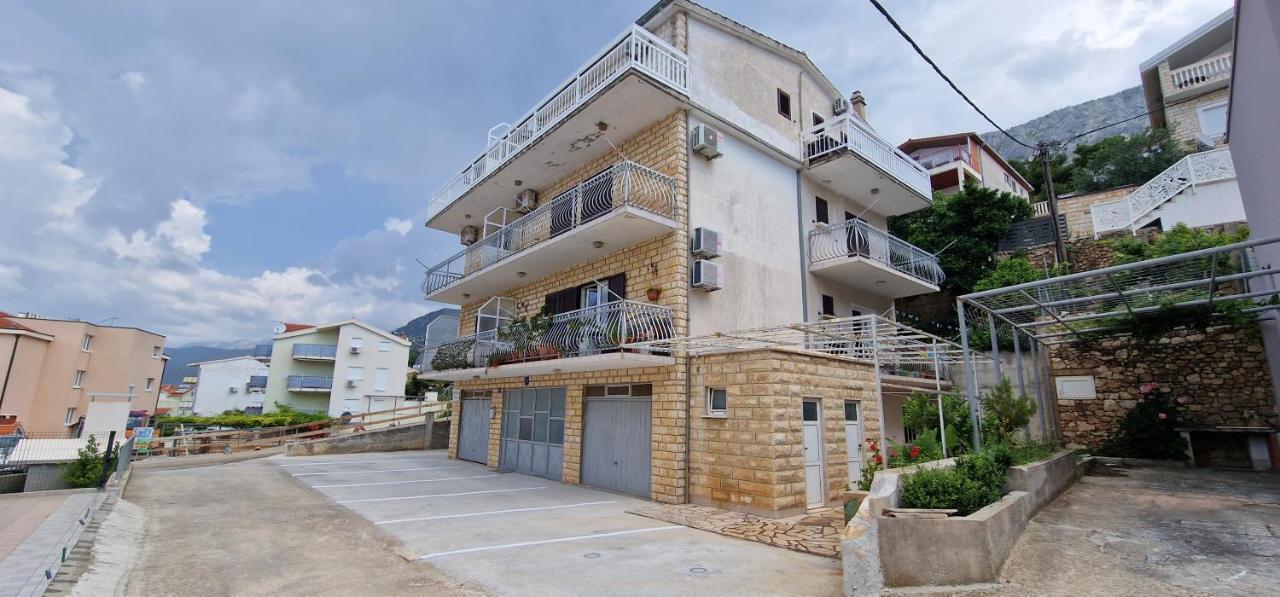 Apartments Duvnjak Omiš Esterno foto