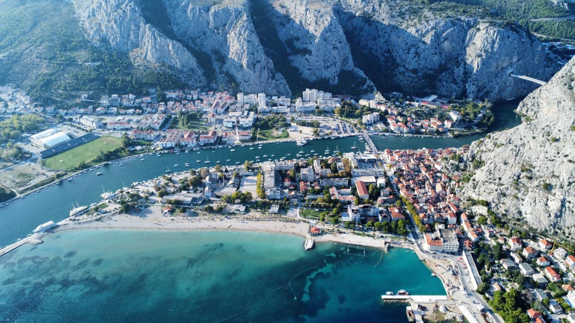 Apartments Duvnjak Omiš Esterno foto